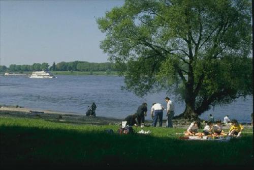 Barbarossa 4* Dusseldorf